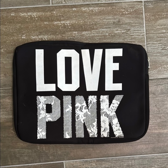 PINK Victoria's Secret Black and White Tablet Sleeve - Picture 1 of 5